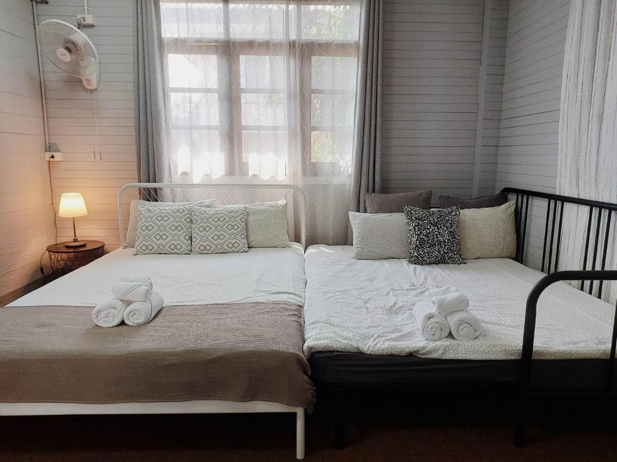 The Warehouse - Ayutthaya Appartement Buitenkant foto