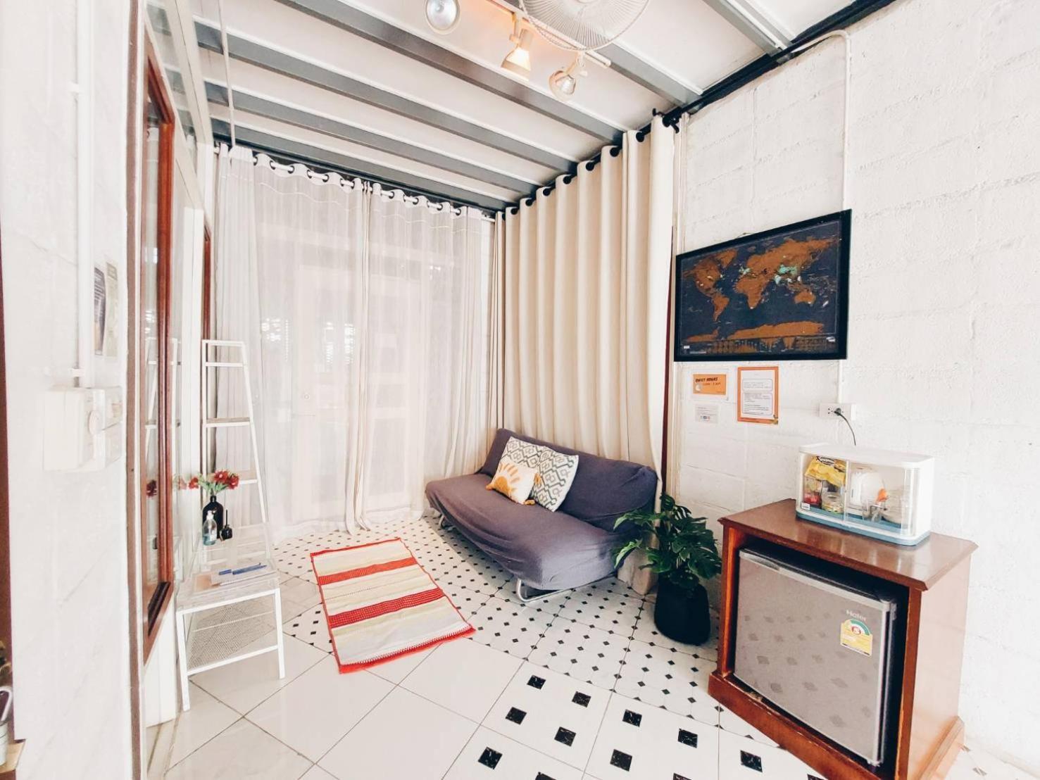 The Warehouse - Ayutthaya Appartement Buitenkant foto