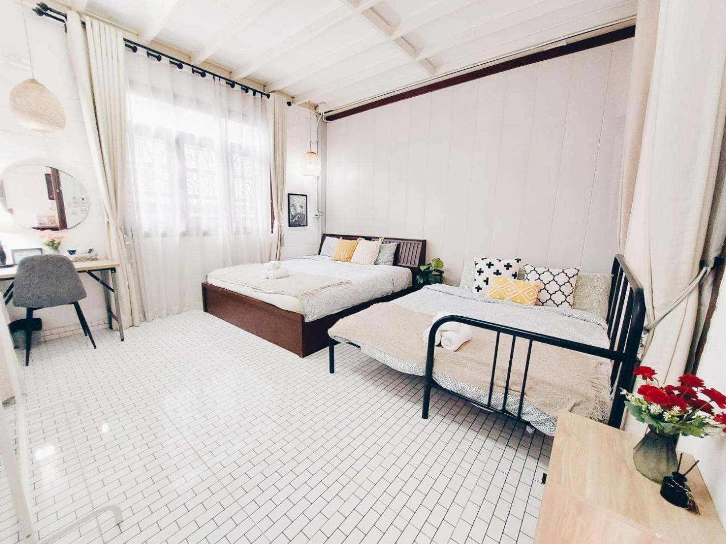 The Warehouse - Ayutthaya Appartement Buitenkant foto